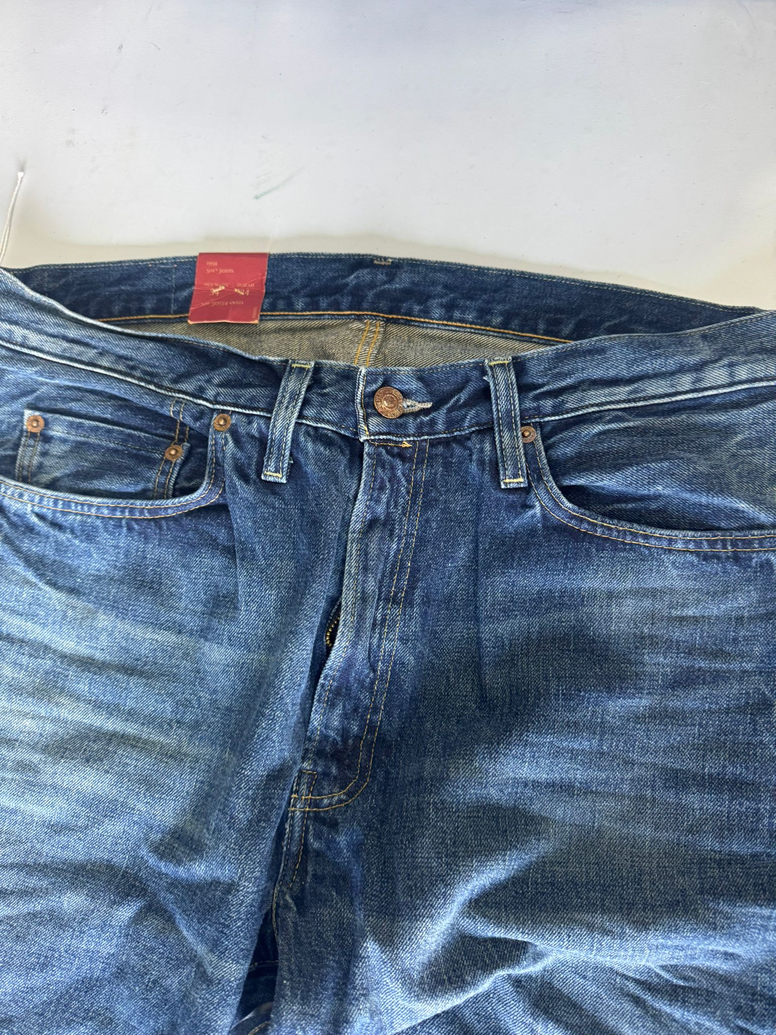 Levi's Vintage Clothing 1954 501Z® – L'Evoluzione di un Mito