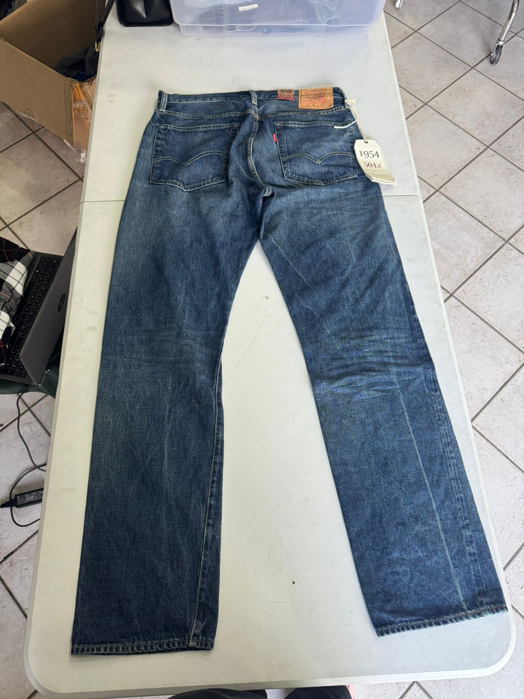 Levi's Vintage Clothing 1954 501Z® – L'Evoluzione di un Mito