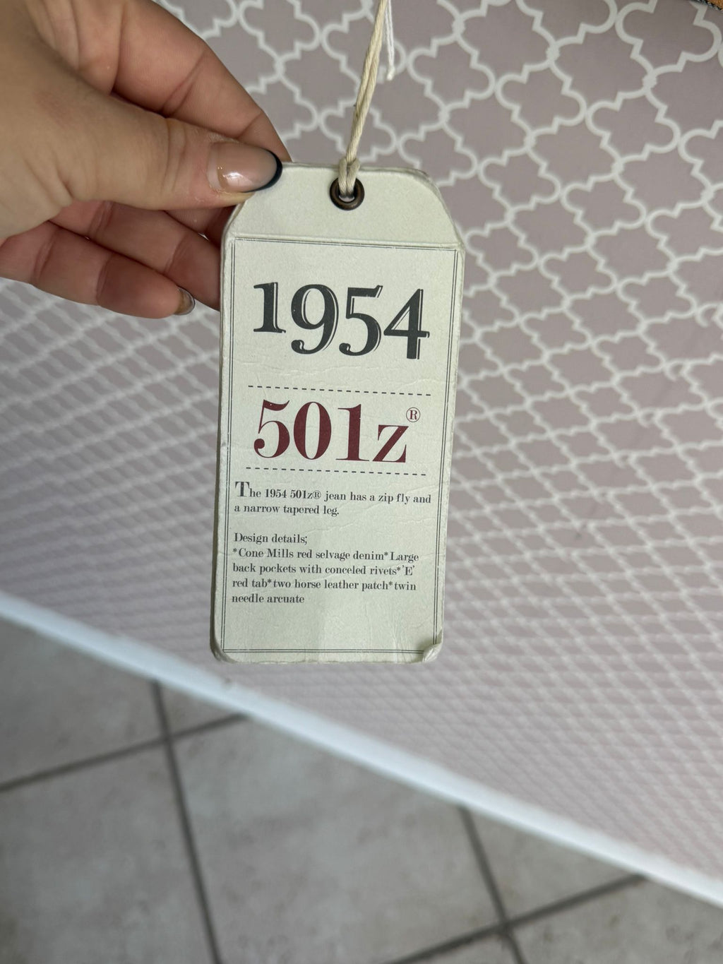 Levi's Vintage Clothing 1954 501Z® – L'Evoluzione di un Mito