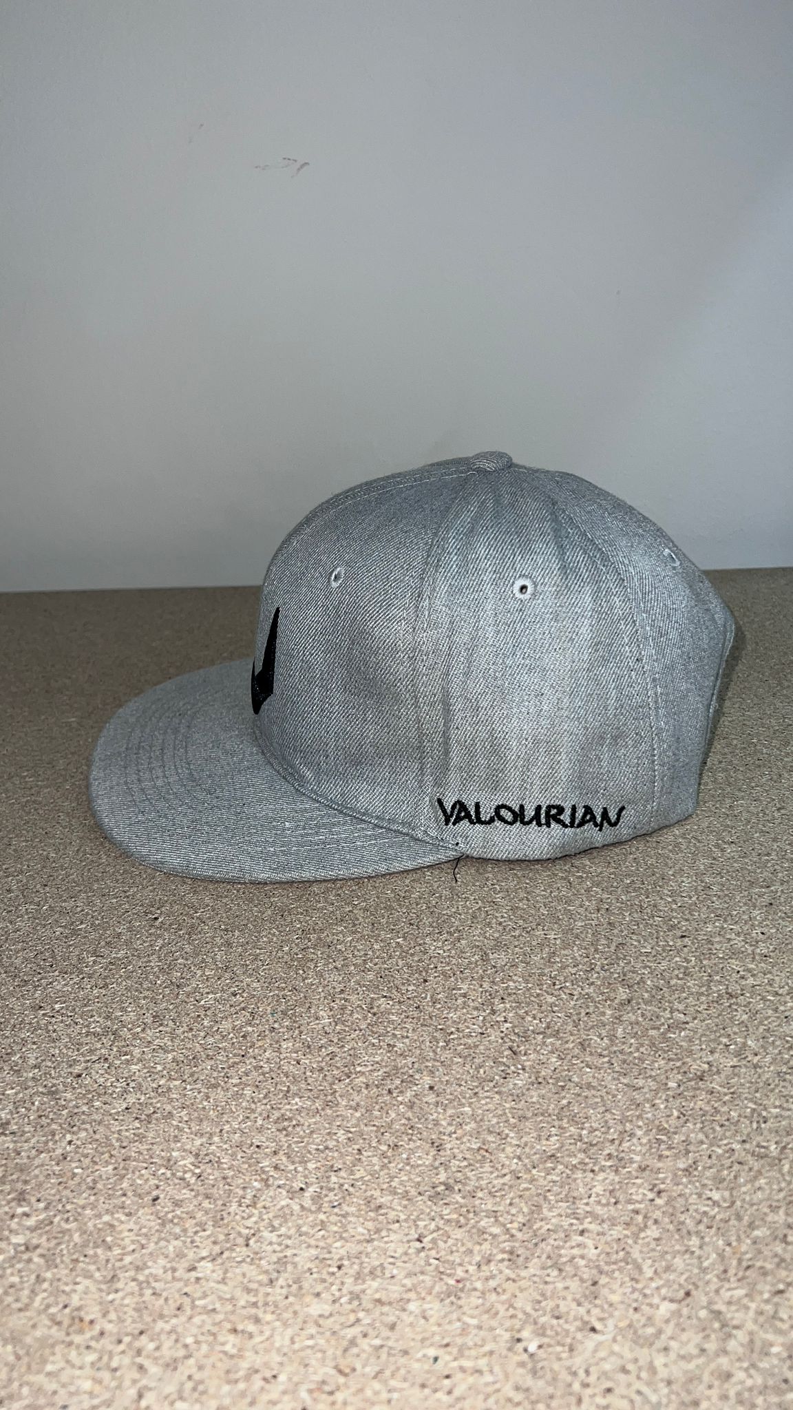 Cappellino Snapback Valourian
