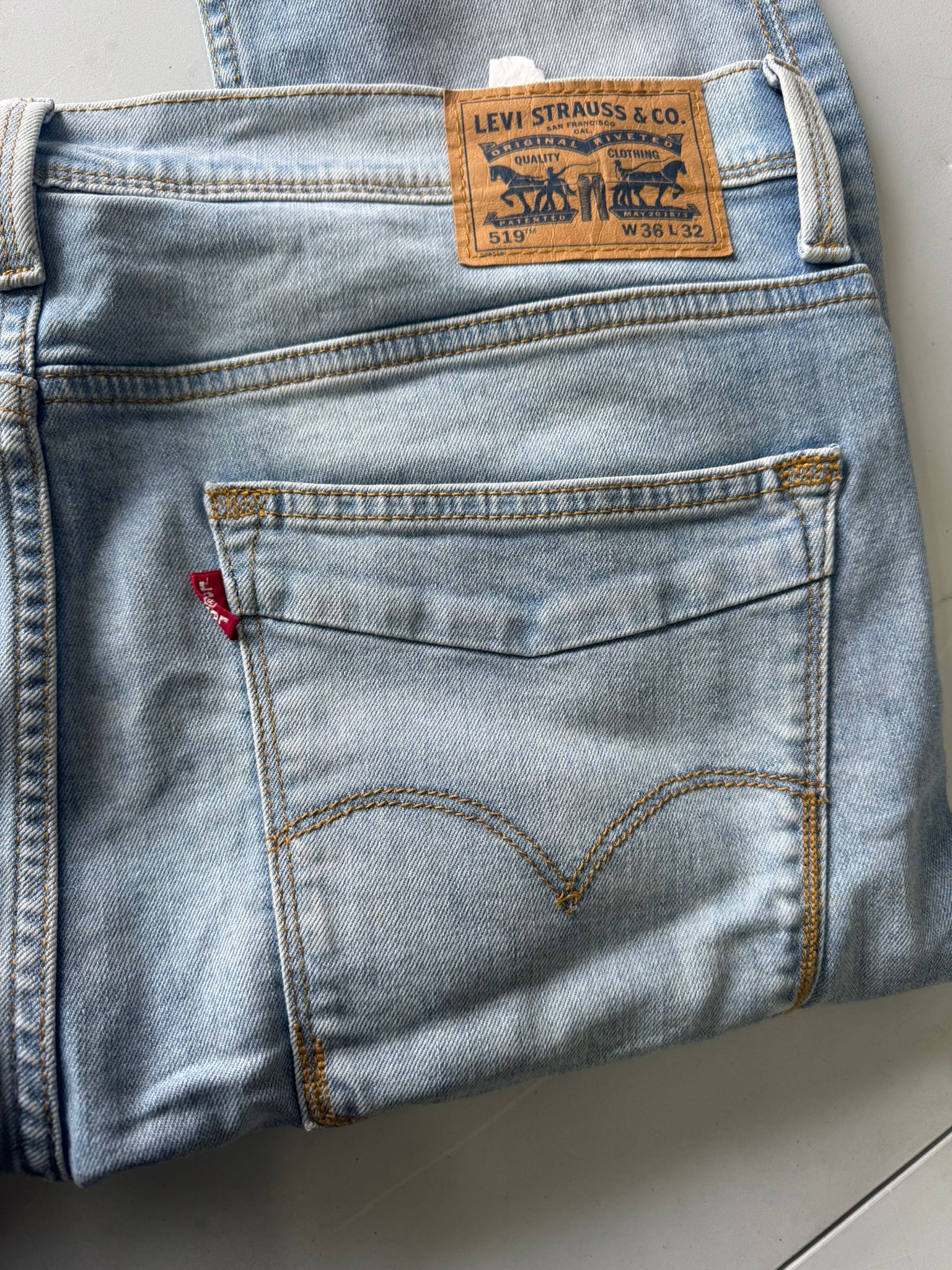 Jeans Levi’s® Uomo – Lavaggio Chiaro
