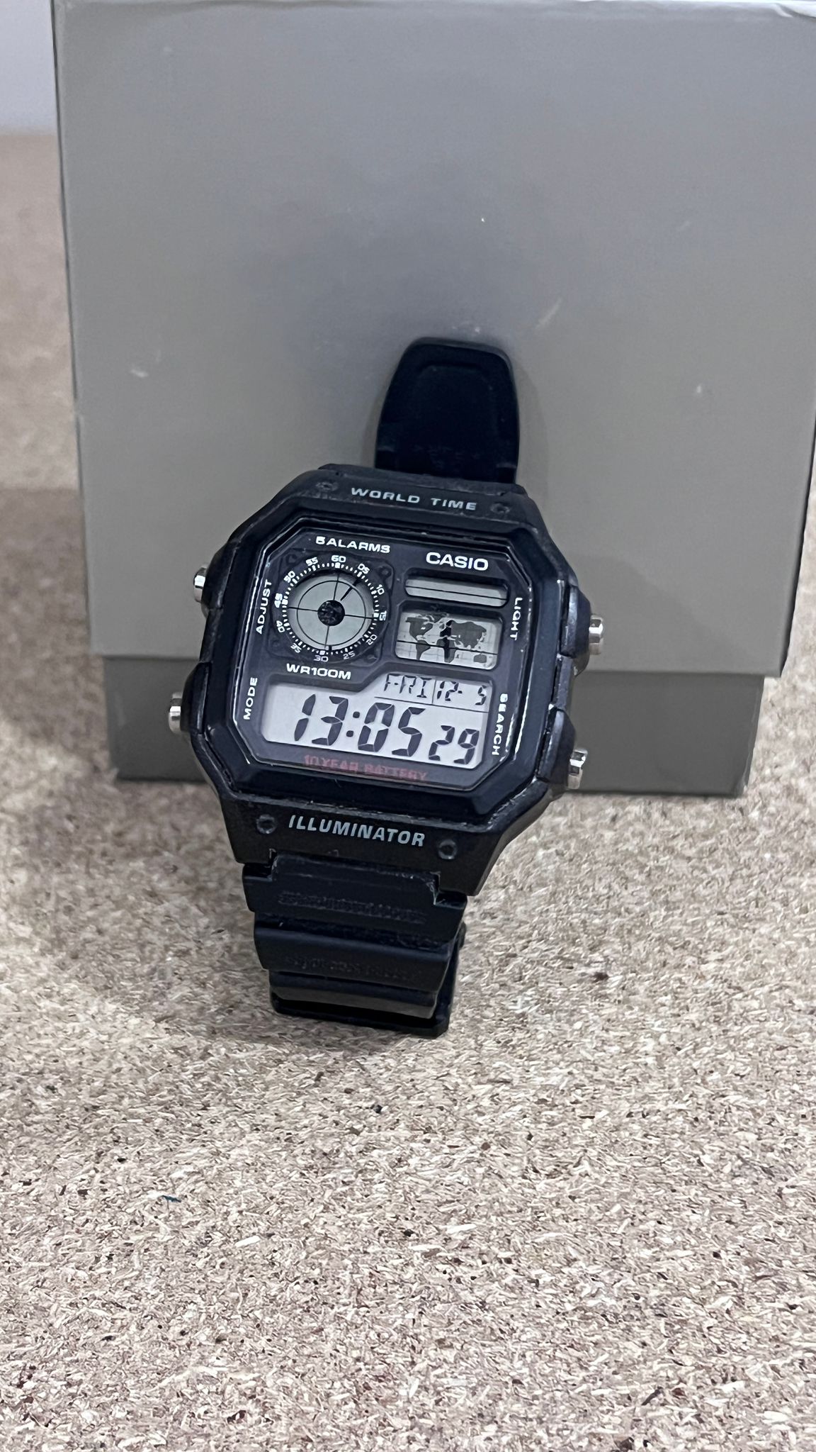 Orologio Digitale CASIO World Time Illuminator (Modello AE-1200WH)