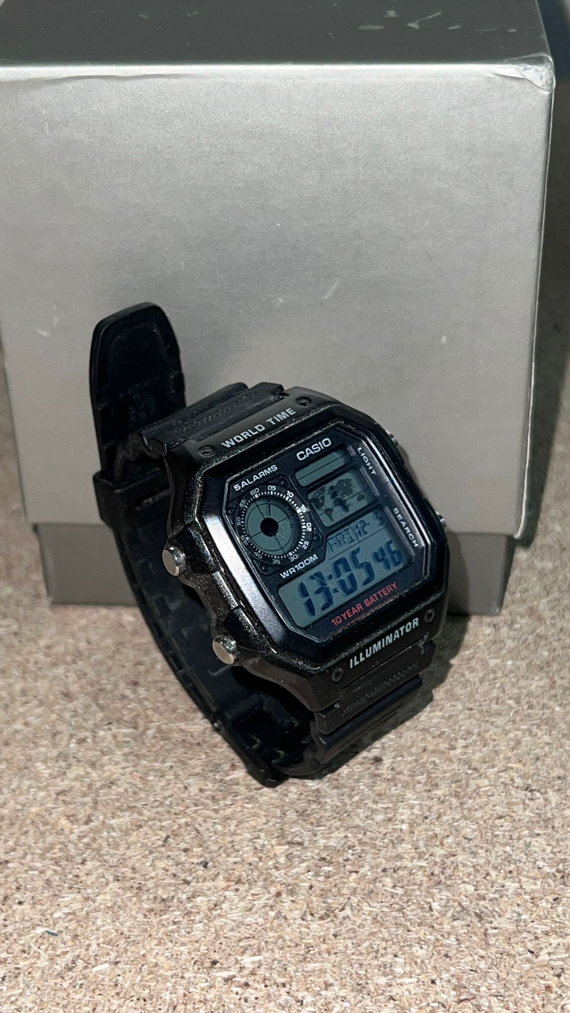 Orologio Digitale CASIO World Time Illuminator (Modello AE-1200WH)