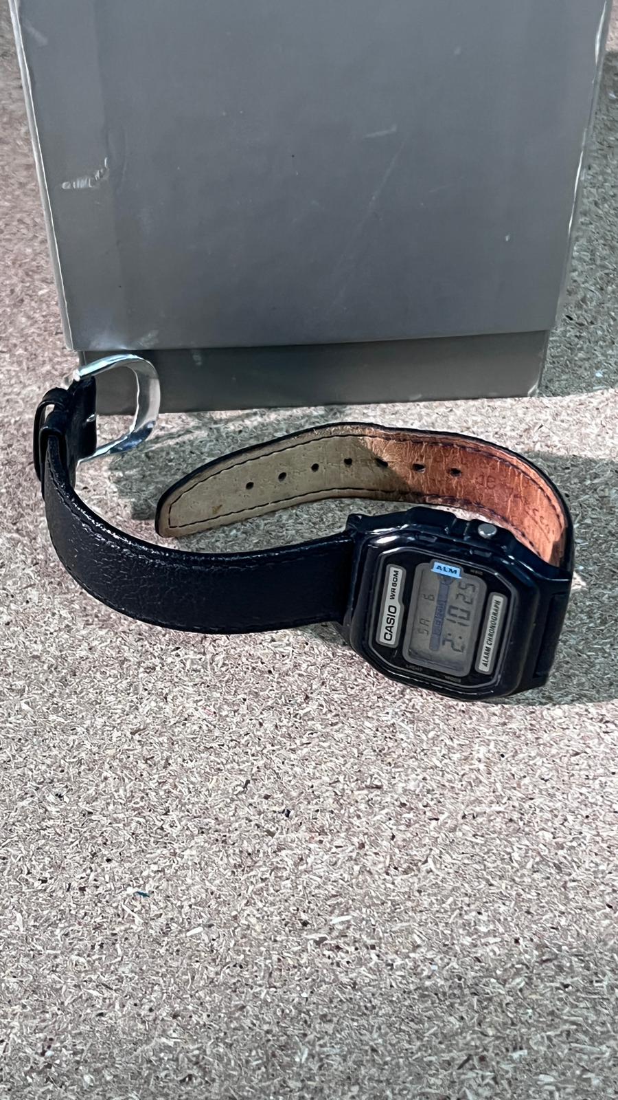 Orologio Digitale CASIO W-85 "Illuminator"