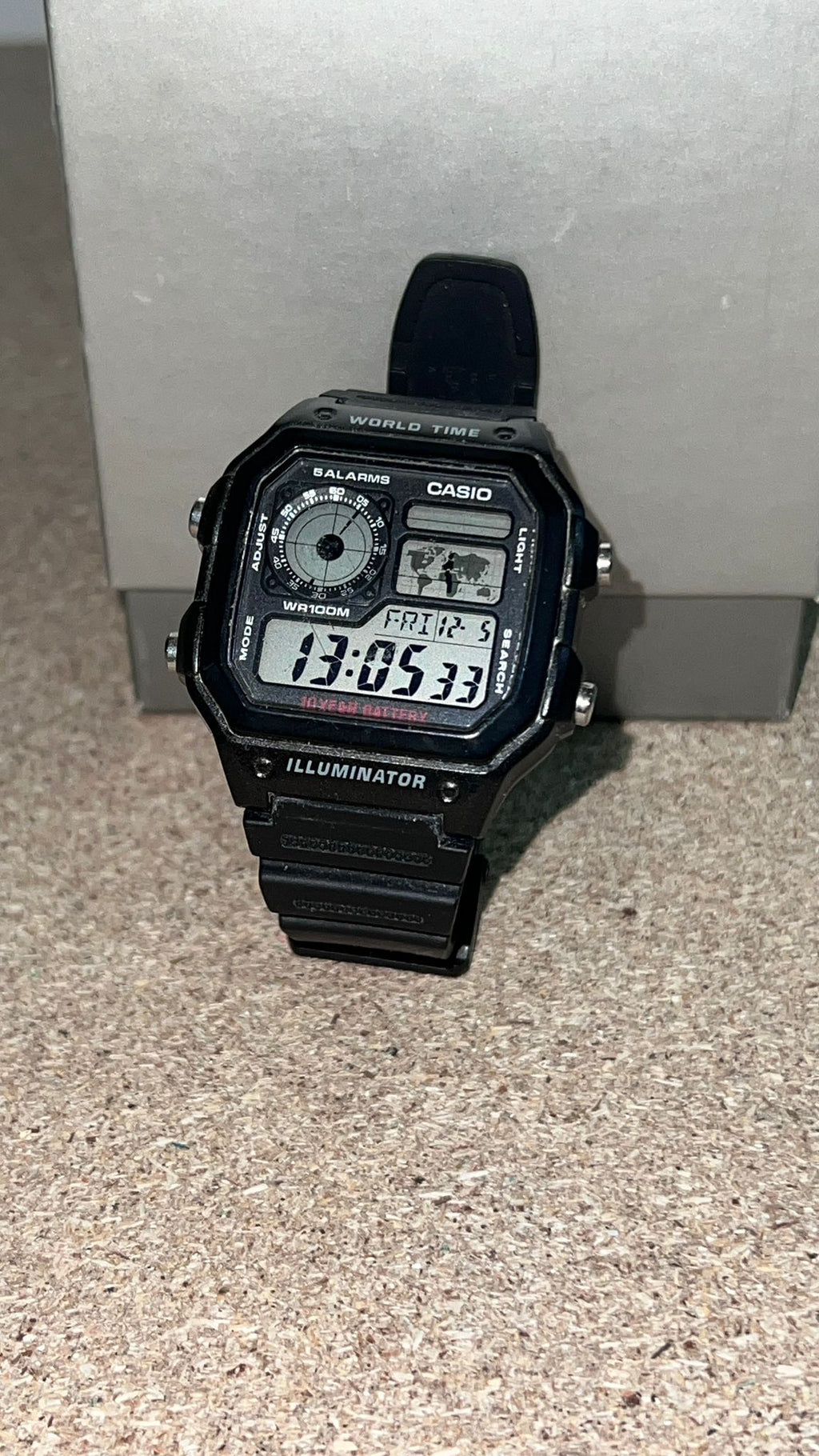 Orologio Digitale CASIO World Time Illuminator (Modello AE-1200WH)